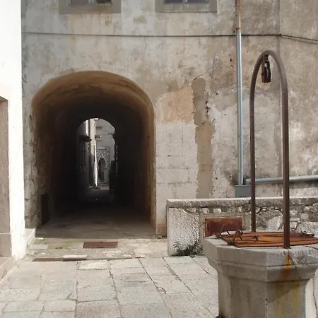 Annadora Gasthuis 3*