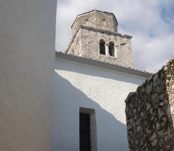 Annadora בית הארחה