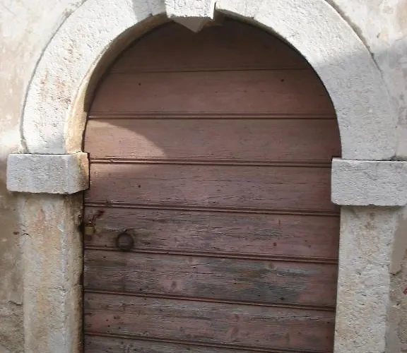 בית הארחה Annadora