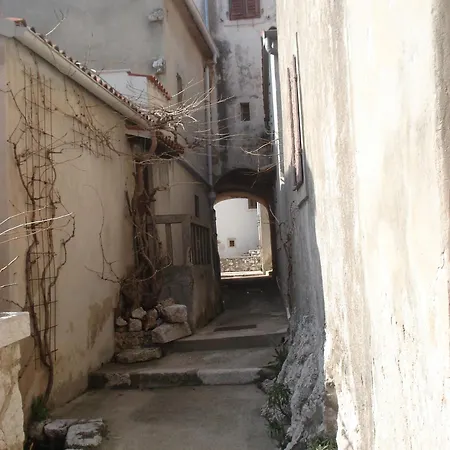 Annadora Guest house