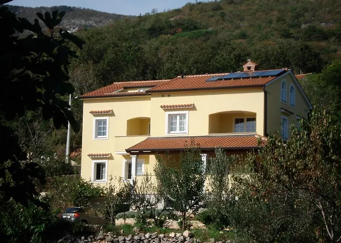 招待所 Annadora 布鲁赛吉